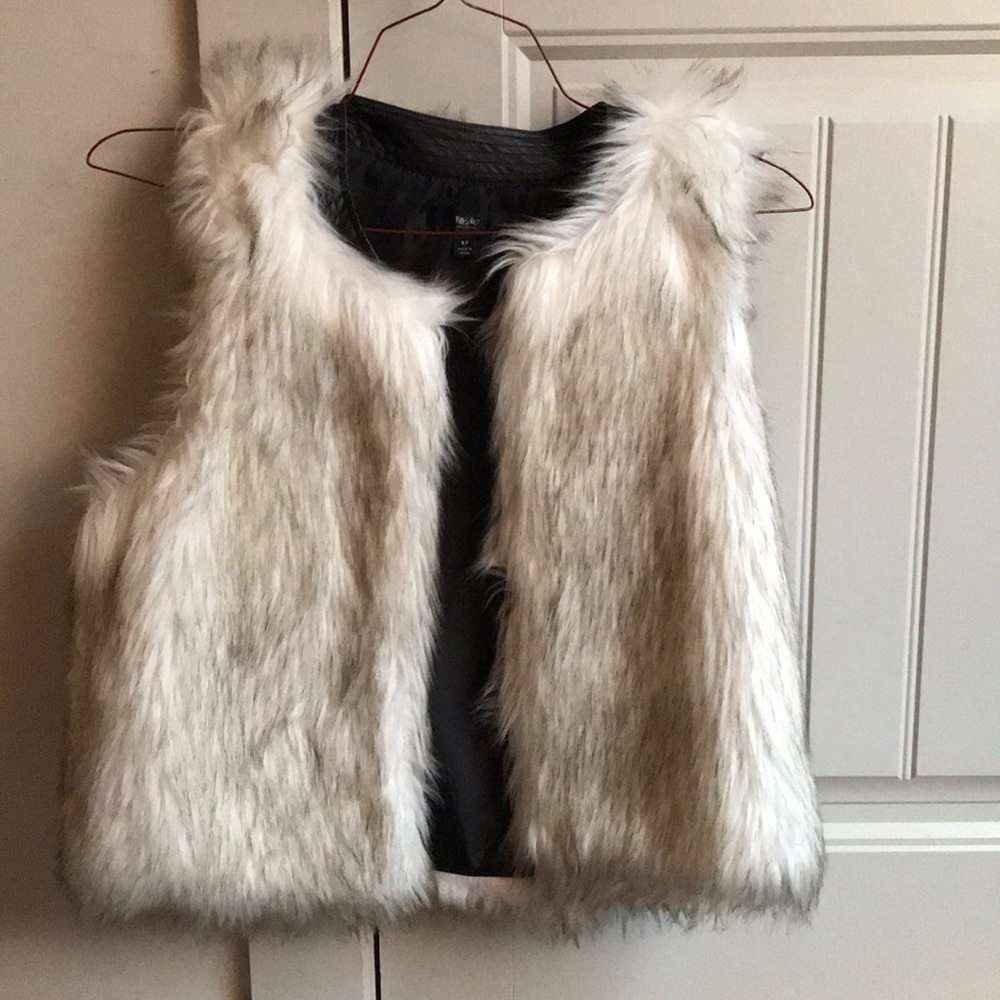 Faux fur vest